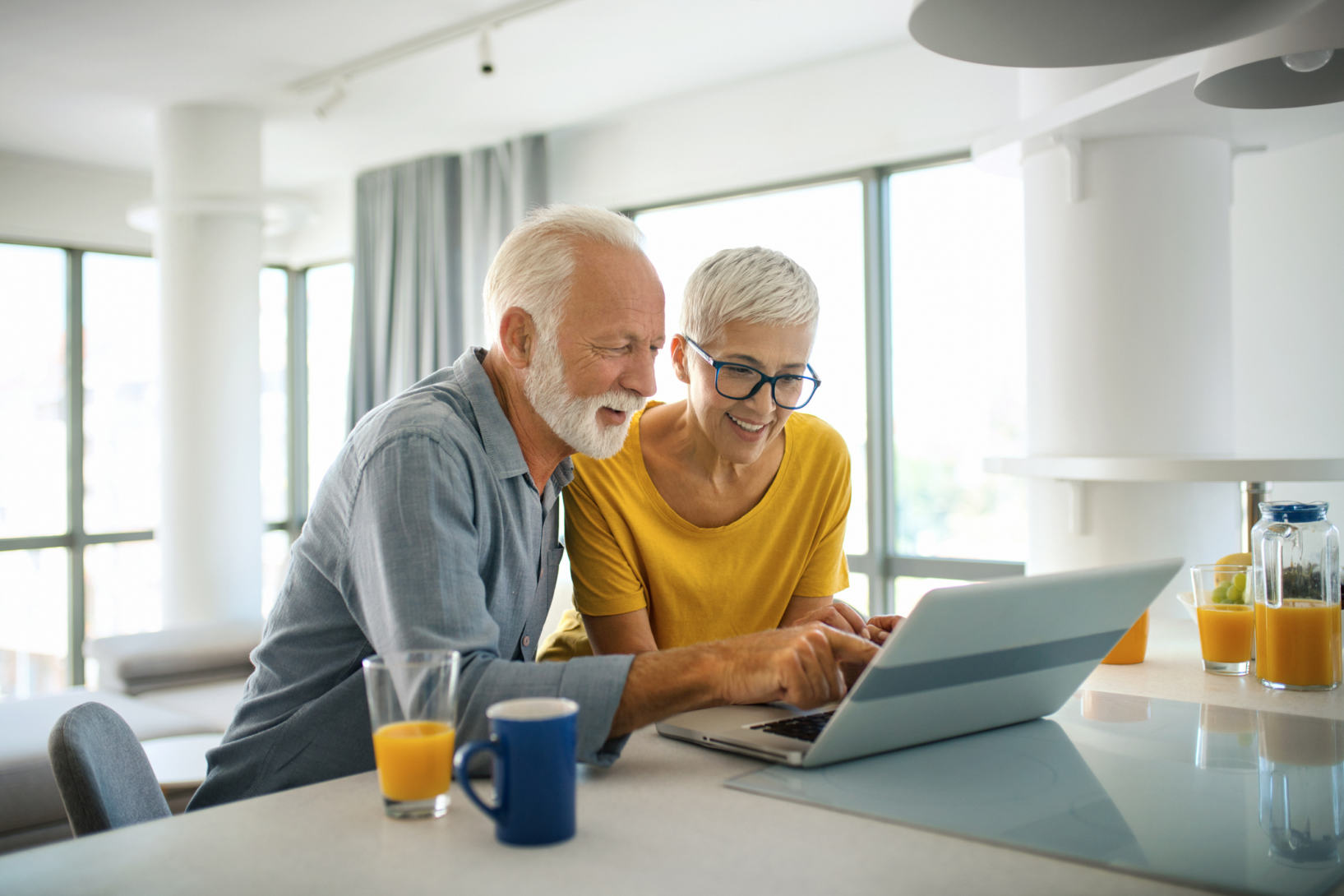Osteoporosi: sfatiamo i falsi miti con l’endocrinologo