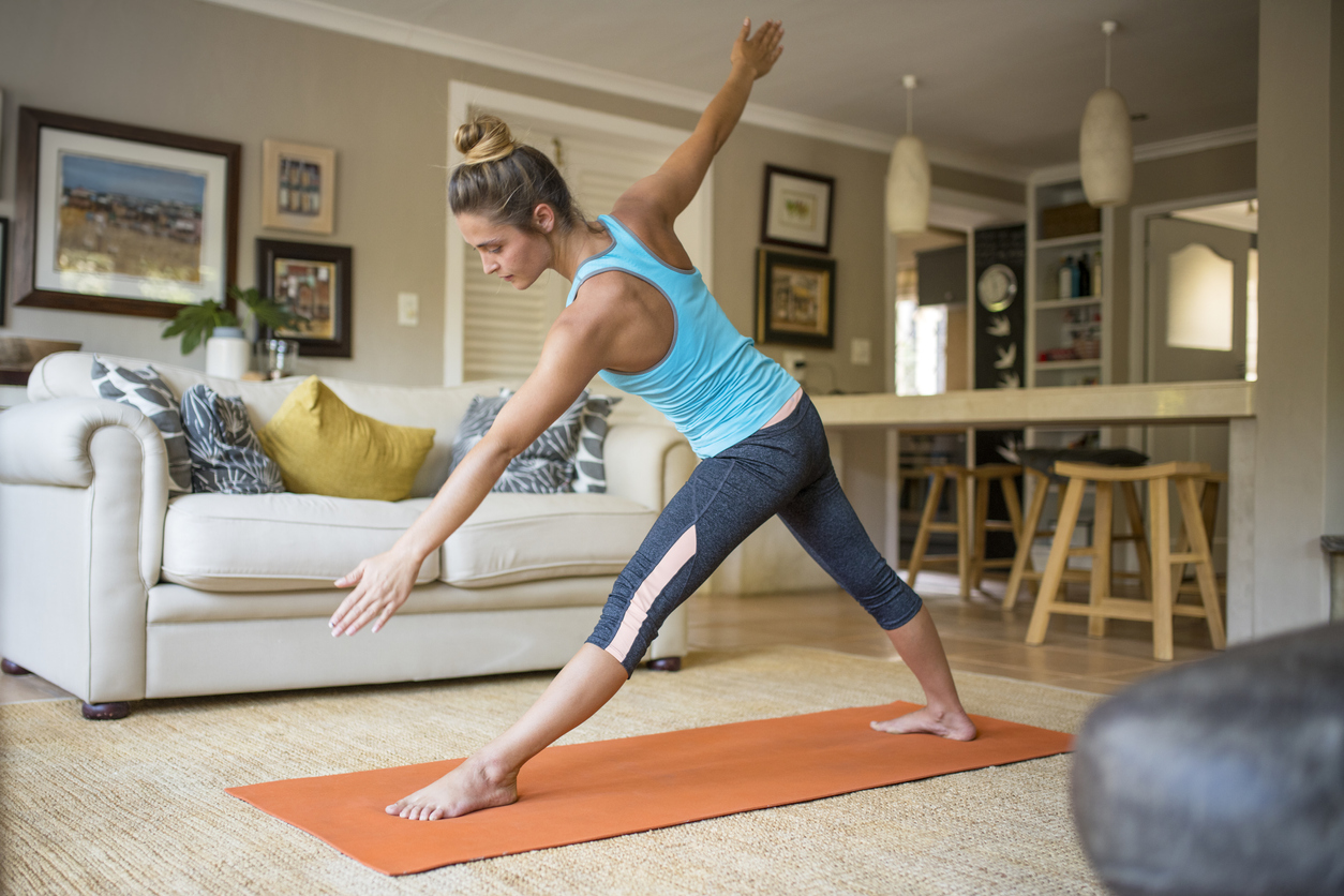 Home fitness: 10 esercizi fisici da fare in casa