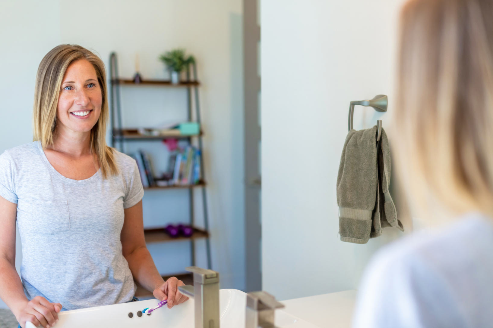 Sbiancamento dentale a casa: in cosa consiste?