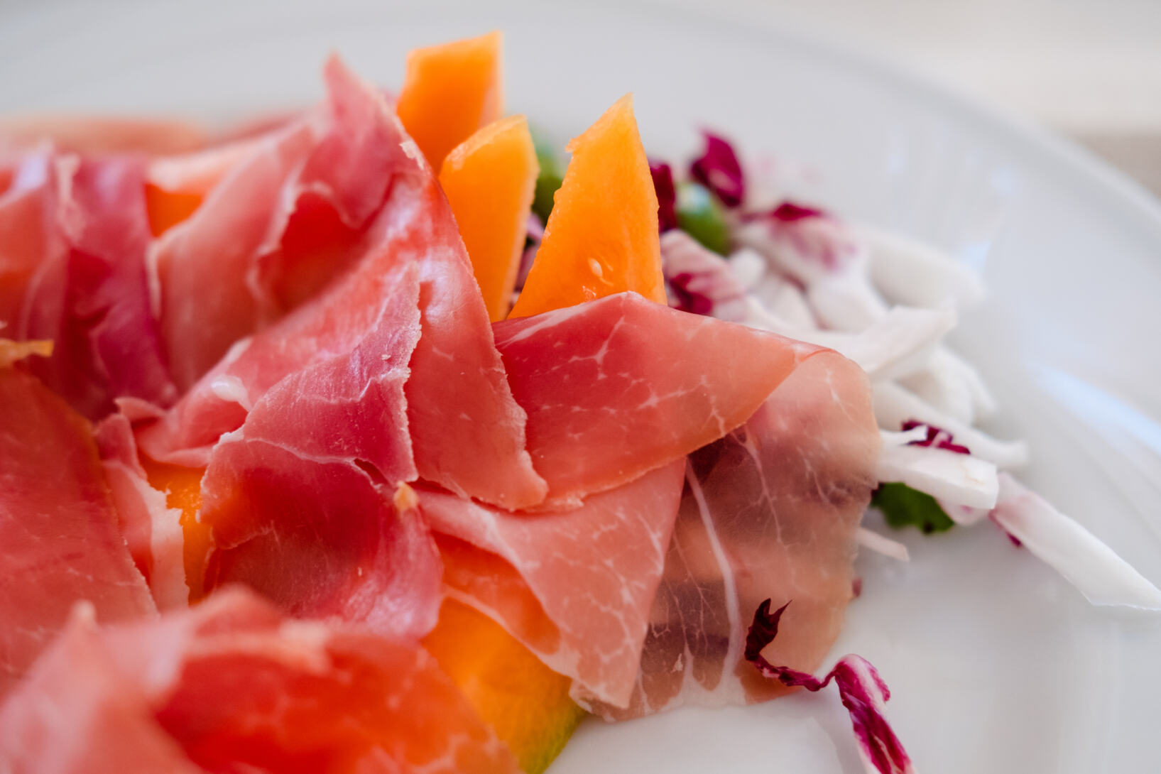 Prosciutto e melone in estate: sì o no?