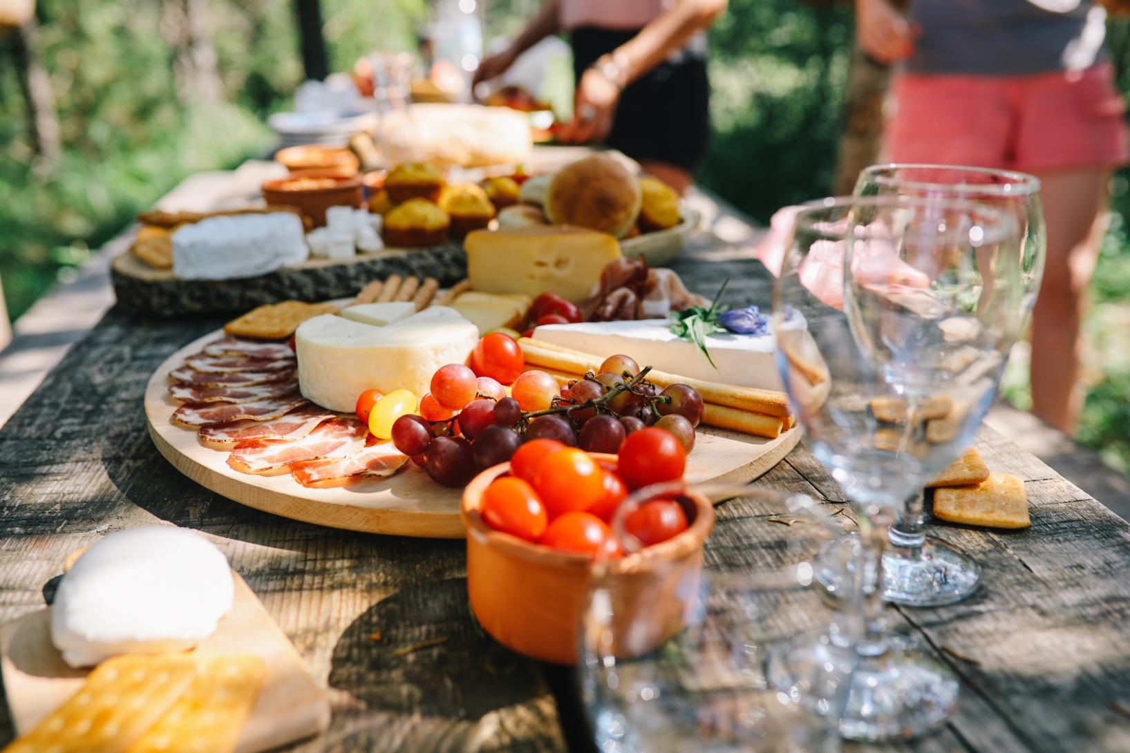 Cosa mangiare quando fa caldo? Decalogo per l’estate