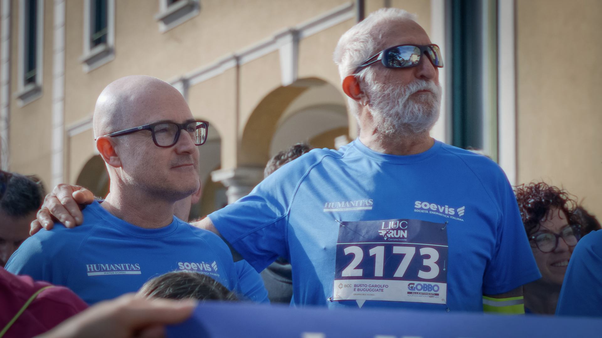 Paziente e chirurgo ortopedico corrono insieme la LIUC Run