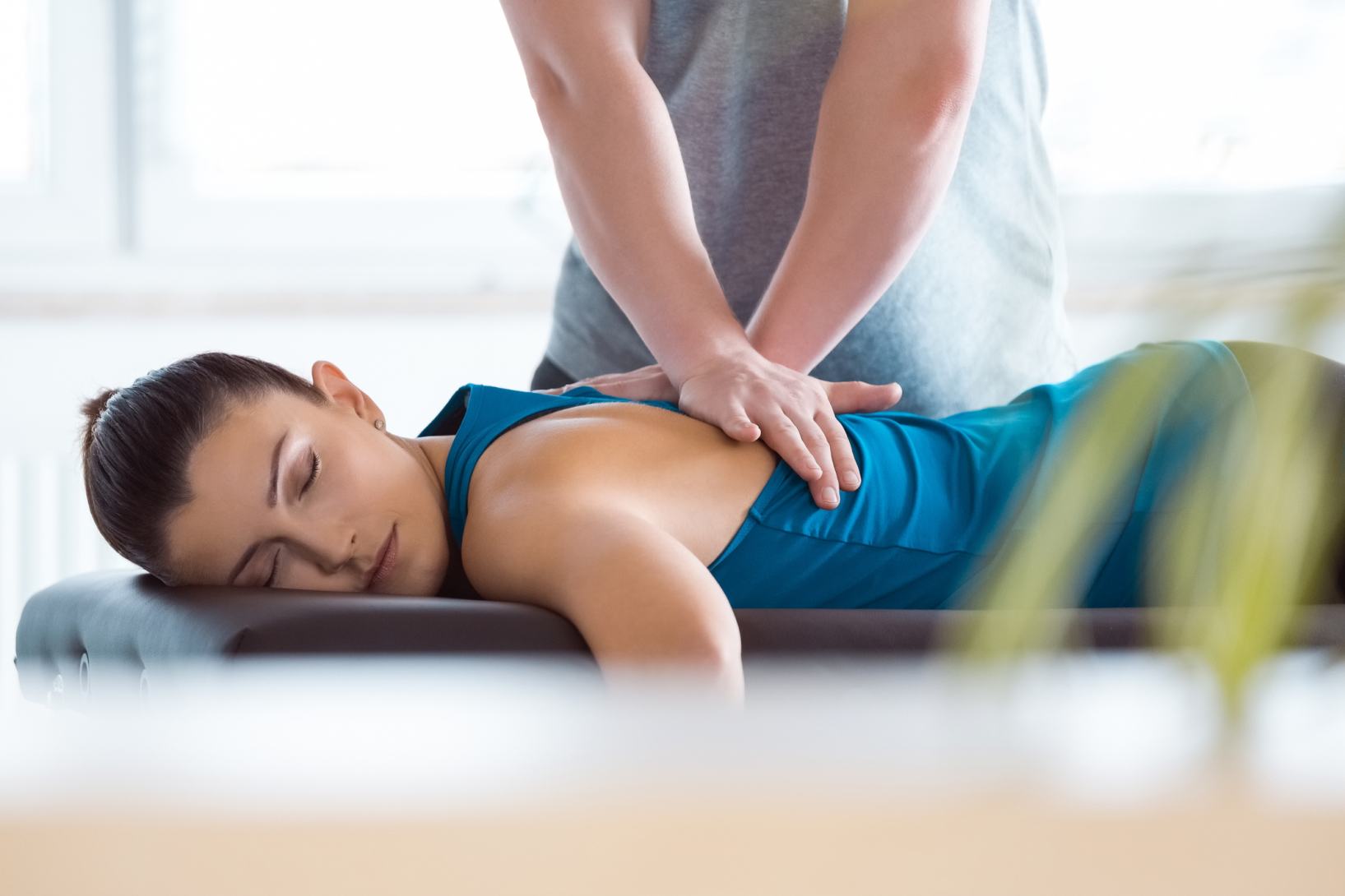 paziente sottoposta a massoterapia